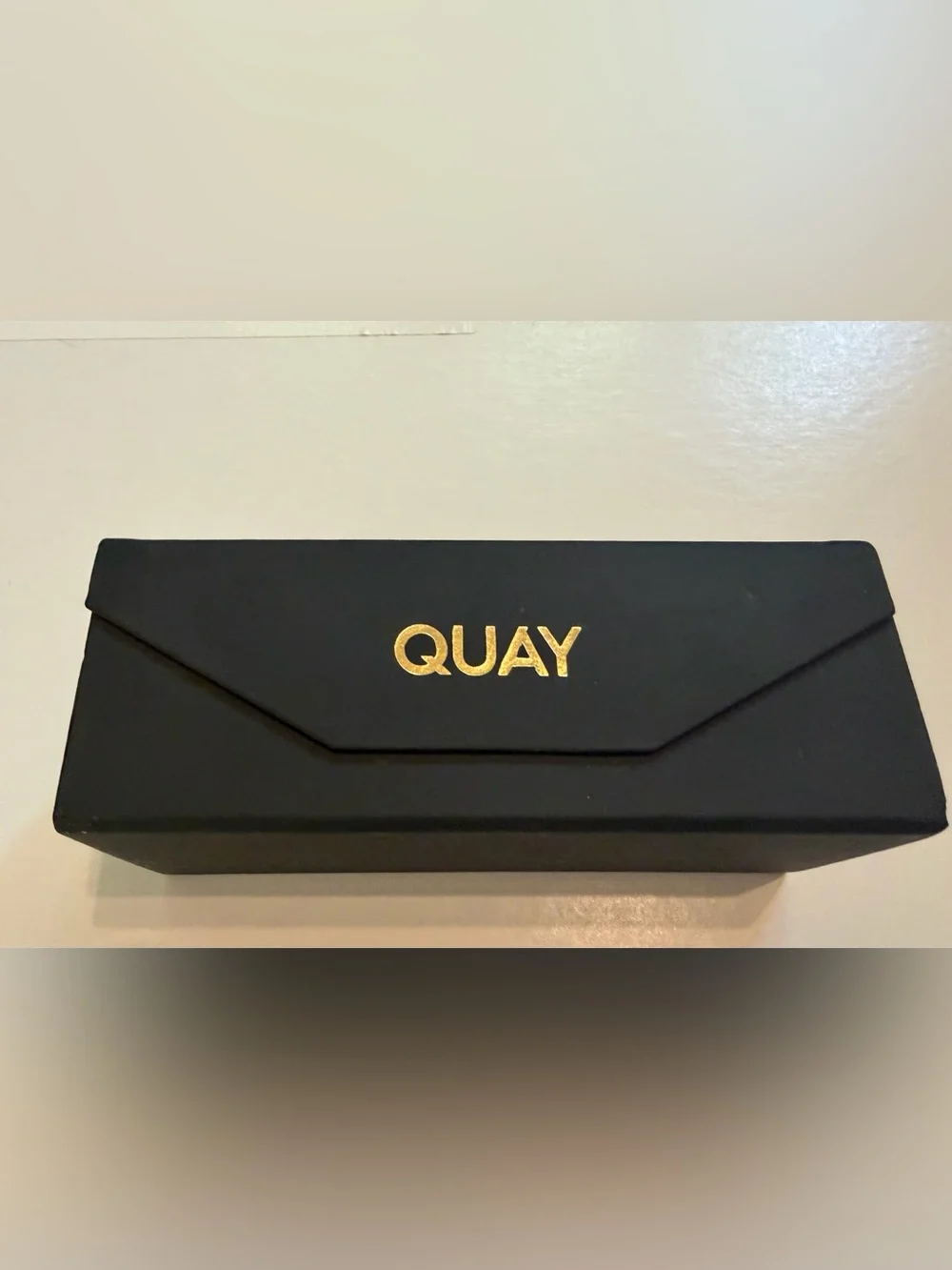 Quay aviator sunglasses like new